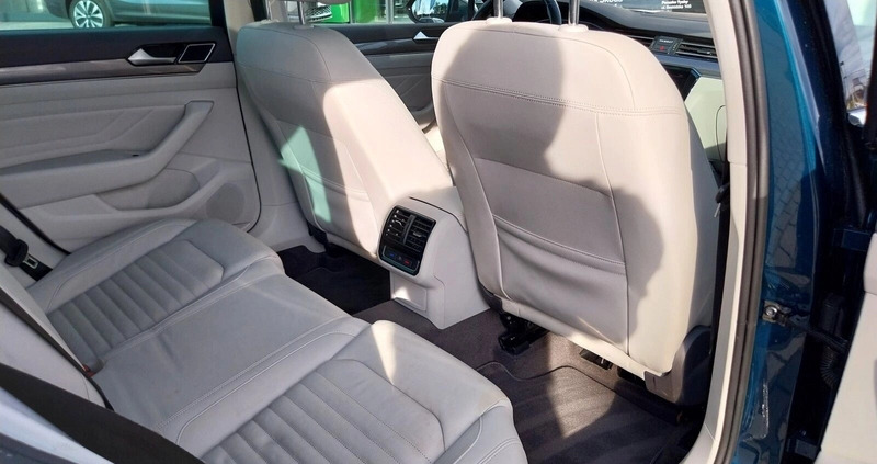 Volkswagen Passat cena 164900 przebieg: 70296, rok produkcji 2020 z Szydłowiec małe 667